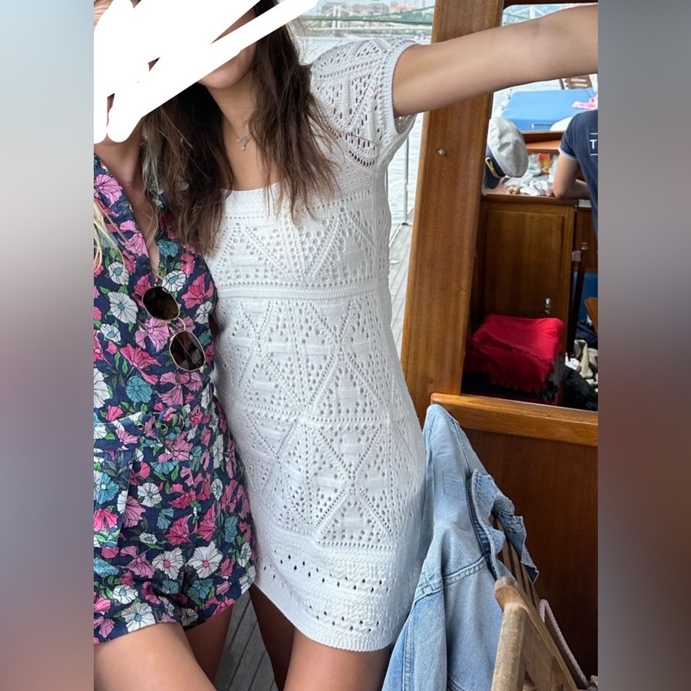 Zara Knit White Short-sleeve Dress (with lining) Size Small